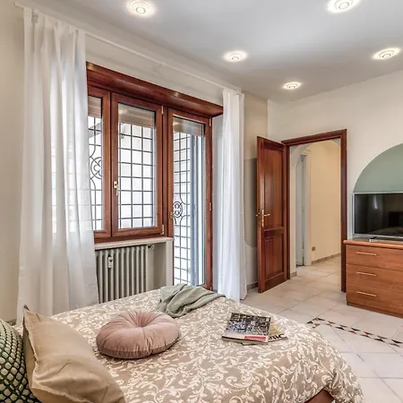 La Casa Di Cesare * Rome