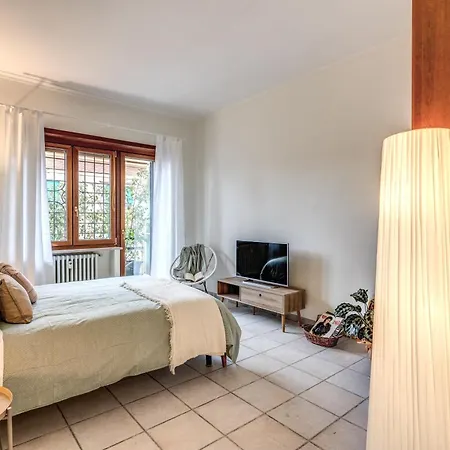 Апартаменты La Casa Di Cesare Рим